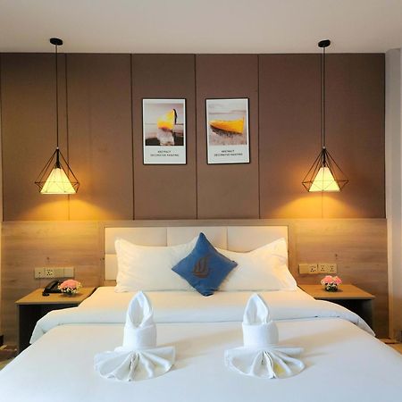 פנום פן 889 Boutique Hotel מראה חיצוני תמונה