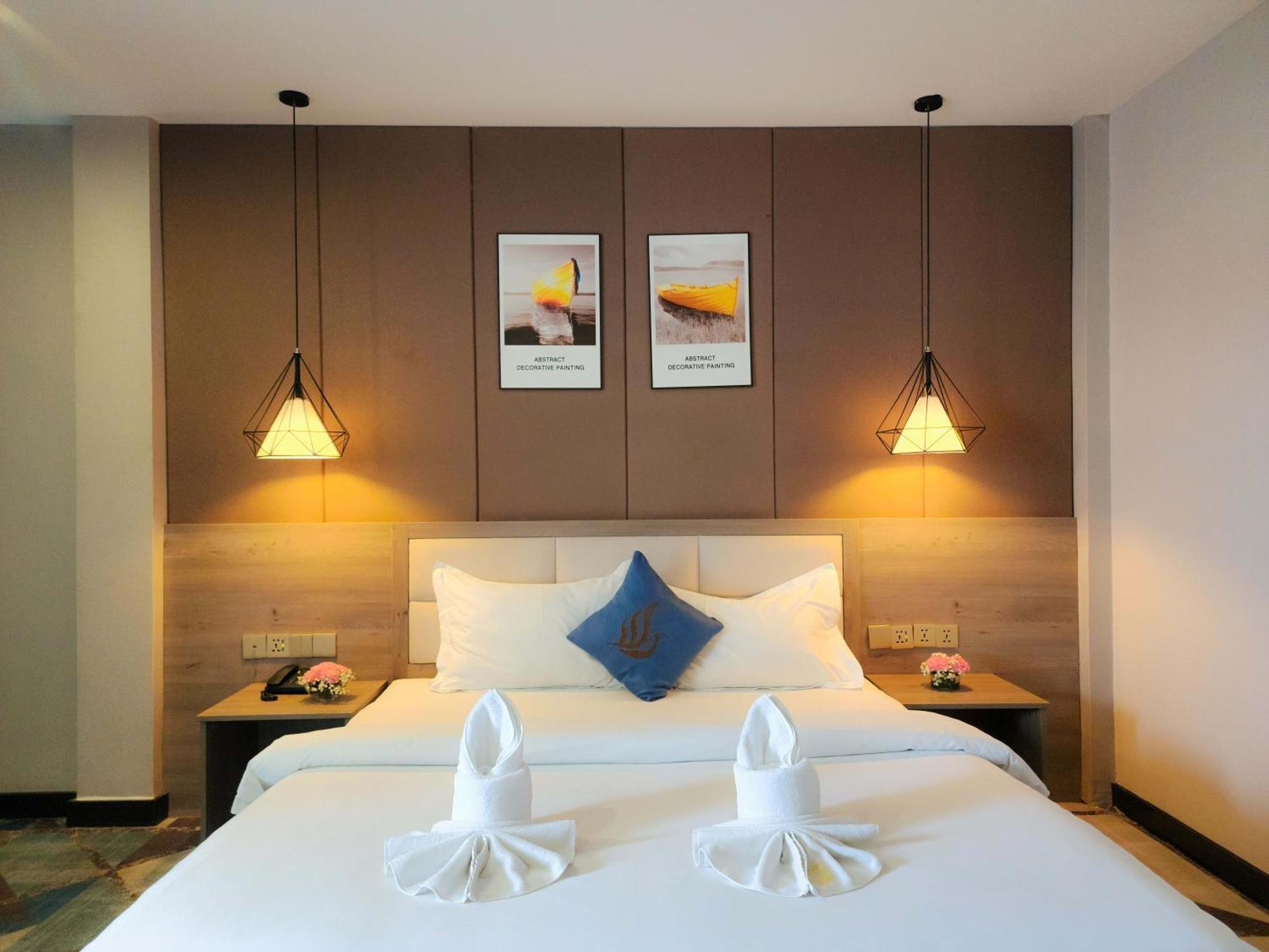 פנום פן 889 Boutique Hotel מראה חיצוני תמונה