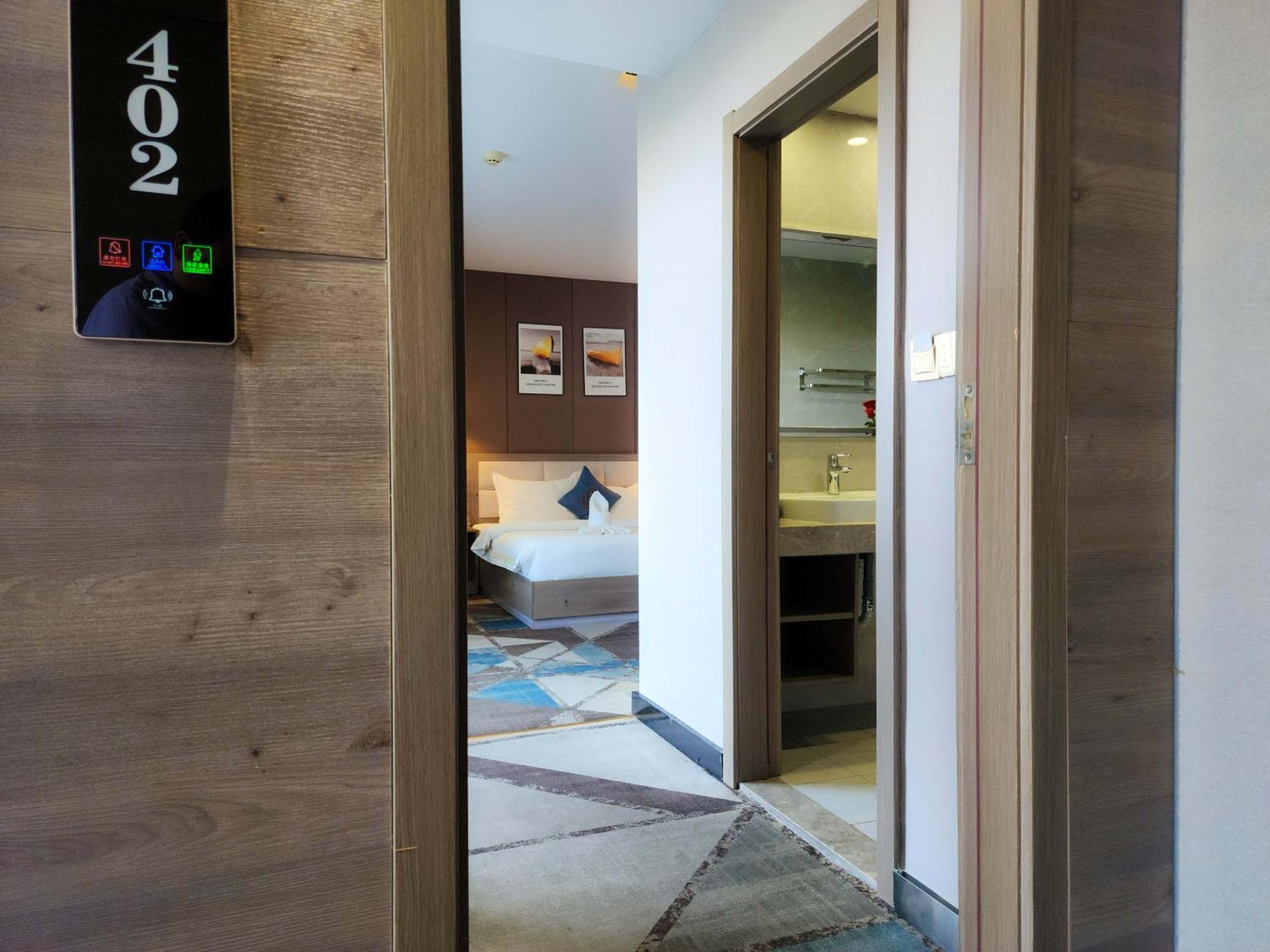 פנום פן 889 Boutique Hotel מראה חיצוני תמונה